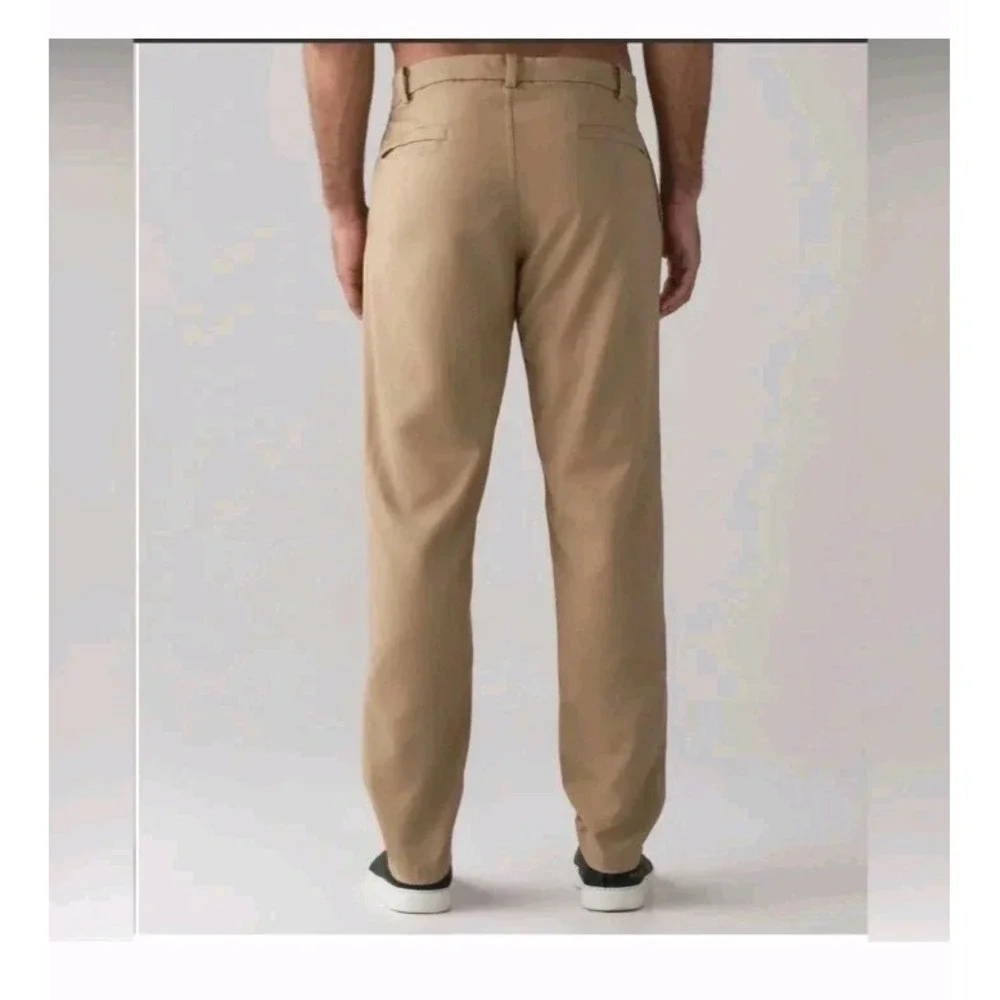 Lululemon Commission Pants Classic Qwick Chino Tan Desert Sand Preppy‎